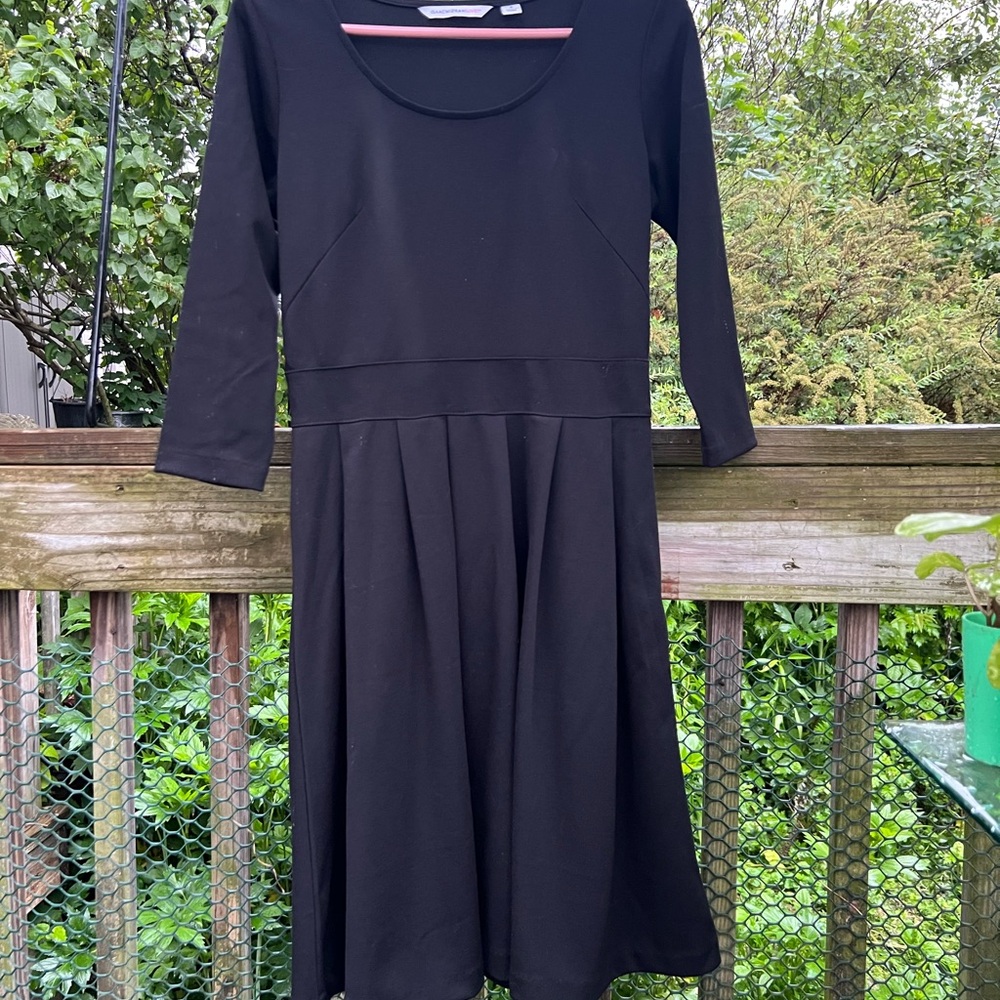 Issac Mizrahi Live Black Dress Size 4 Scoop Neck Banded Waist 3/4 Sleeve